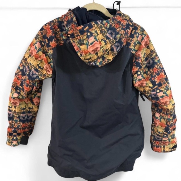 Burton Women’s XS Lightweight Snowboard Jacket - Picture 2 of 4